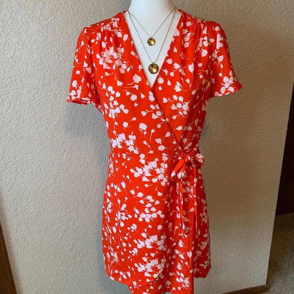 J. Crew Dresses & Skirts - J. Crew EUC Orange/Red & White Floral Print Short Sleeve Wrap Tie Dress